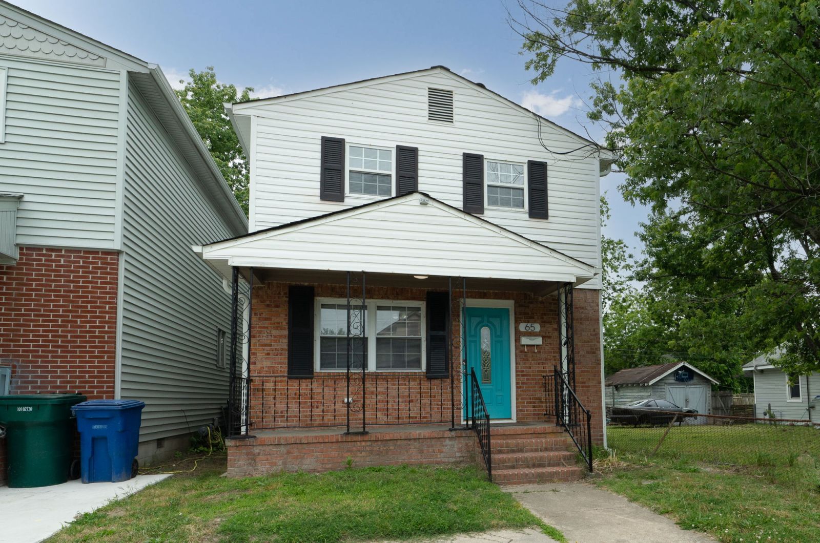 Spacious 4BR, 2.5BA – Prime Shipyard Location!